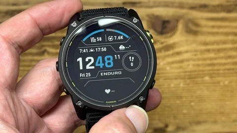 ساعت ضد ضربه جدید گارمین garmin enduro 3